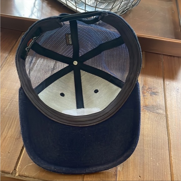 Pukka Lucky Beaver Trucker Hat - Picture 4 of 5